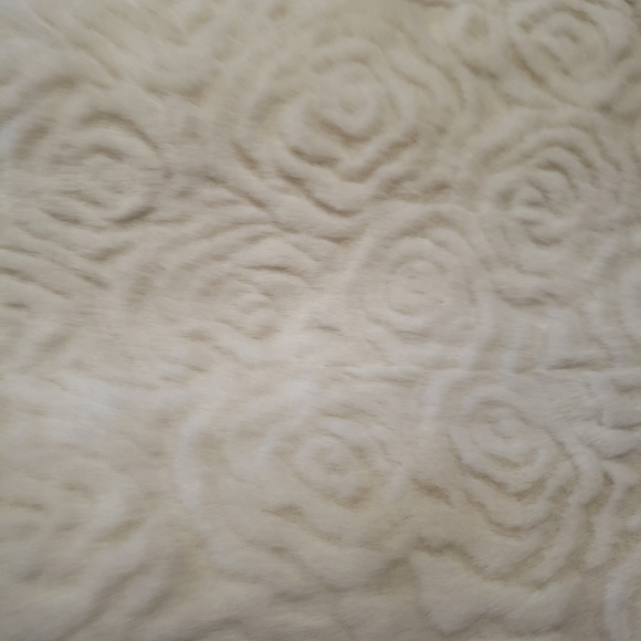 Reversible Faux Suede / Fur Vest - Picture 4 of 5